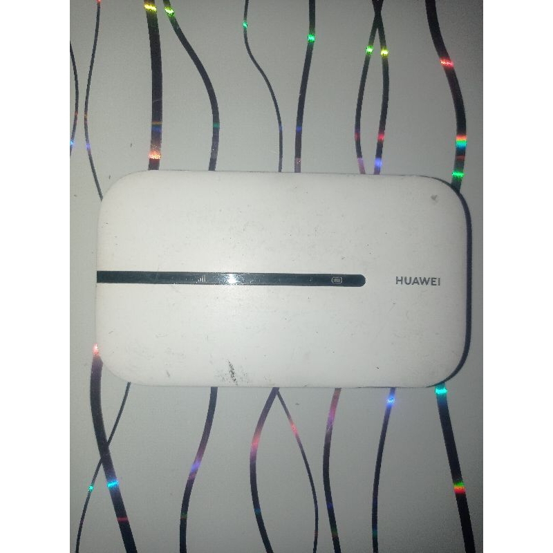 modem wifi 4g unlock all operator HUAWEI E5576-606  ( bekas )