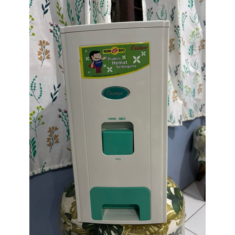 tempat beras 12 liter Cosmos