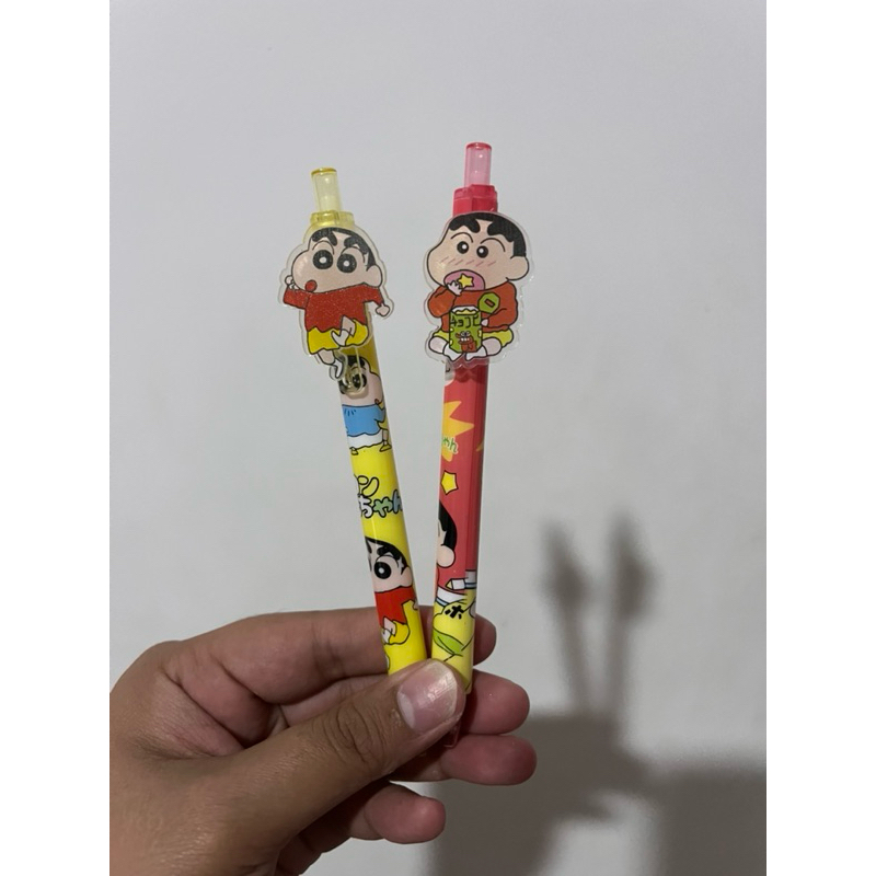 

Pulpen Sinchan Karakter