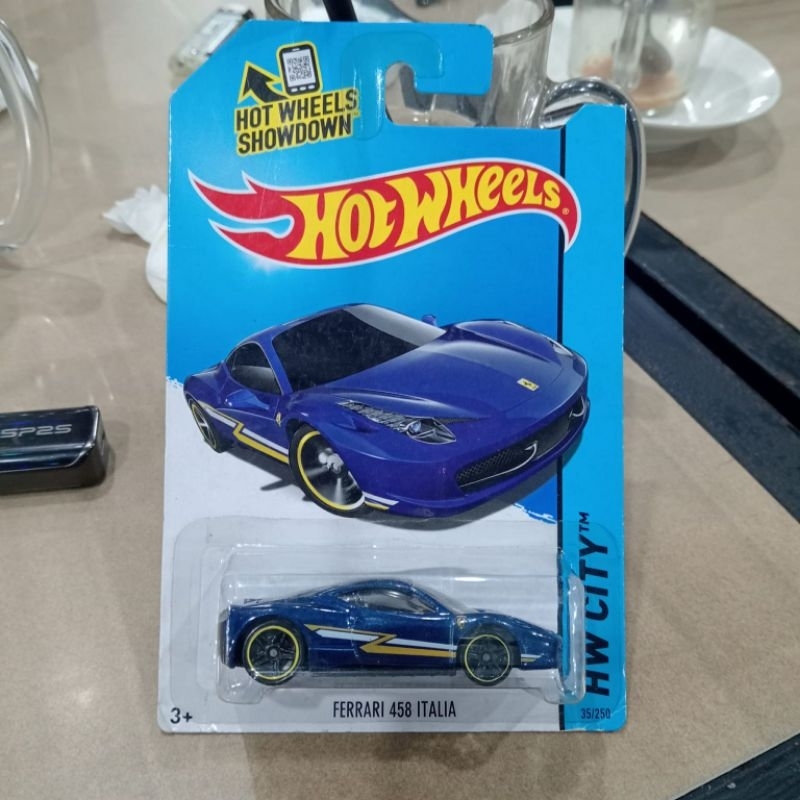 Hot Wheels Basic - FERRARI 458 ITALIA (BIRU)
