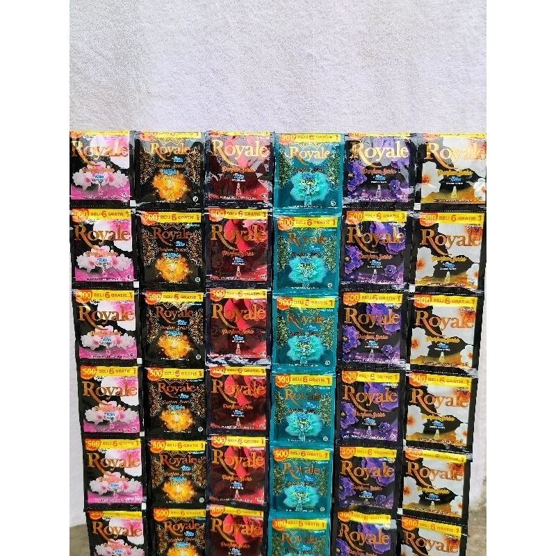 So Klin Pewangi Royale 1 renceng isi 12 Sachet