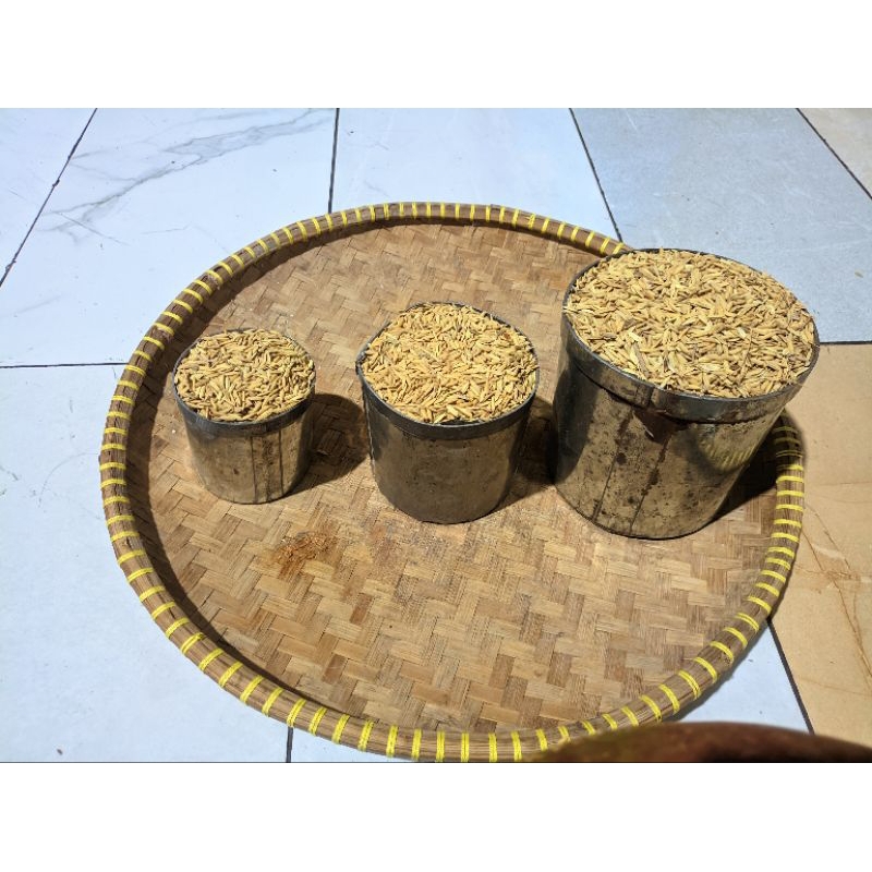 

gabah padi putih 500 gr / 1 kg / 2 kg
