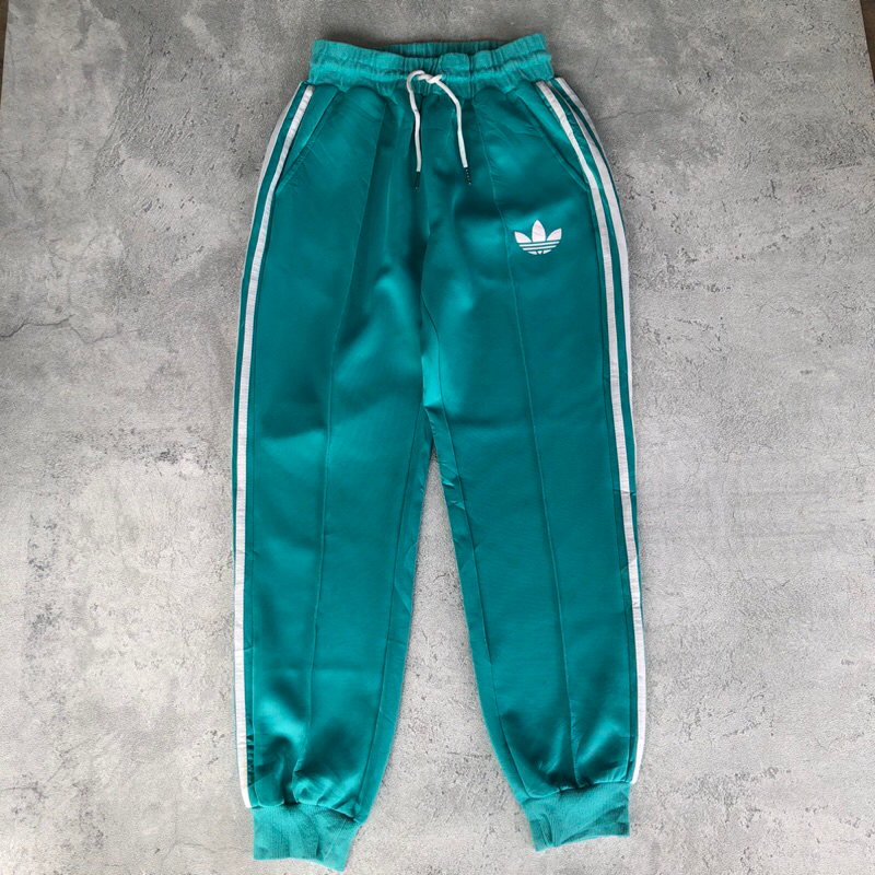 VTG Adidas Wide Y2K Sportswear Green Pants