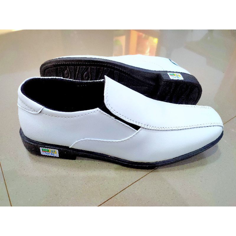 SEPATU PUTIH  PANTOFEL KULIT ANAK PUTRA PONDOK/SEPATU PANTOFEL PUTIH KULIT ANAK LAKI LAKI/SEPATU VAN