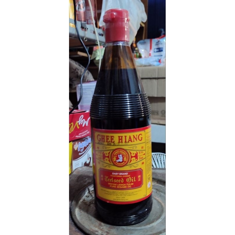 

Minyak Wijen Baby/ Chee Hiang/ Malaysia Besar 680 ml