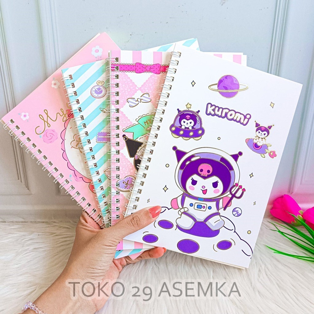 

BUKU NOTEBOOK BINDER SPIRAL SANRIO A5 DIARY MODEL BERGARIS ALAT TULIS SEKOLAH TERMURAH COD