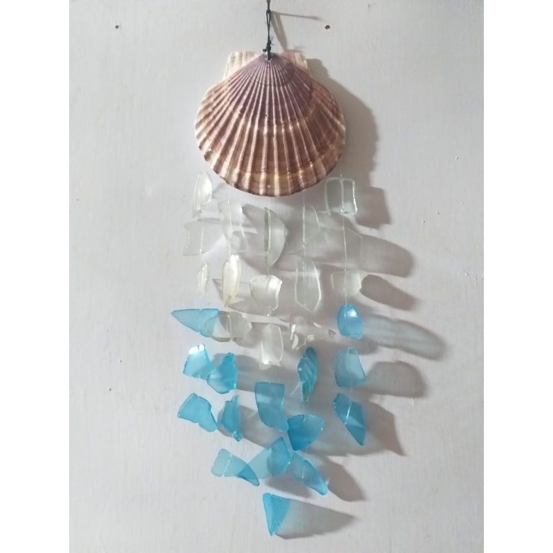 GANTUNGAN HIASAN KERANG KIPAS KACA LAUT