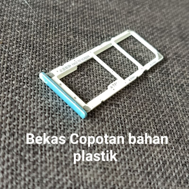 Simtray/ slot tempat kartu Xiaomi Redmi 6 pro gold bekas Copotan sesuai gambar