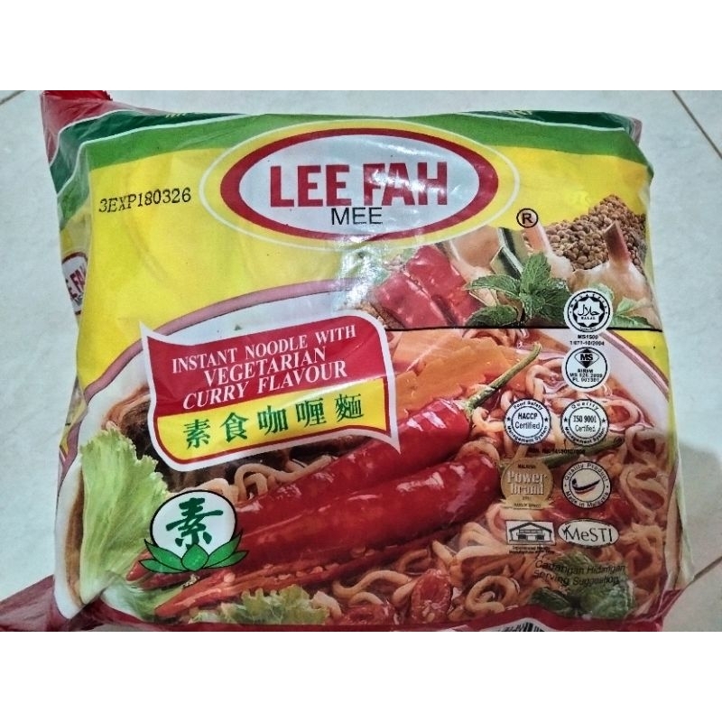 

Lee Fah Mee Vegetarian Curry Flavour / Mie Segera Sayuran Perisa Kari
