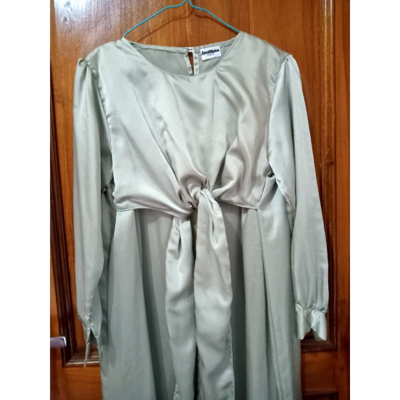 Preloved Sheerin Dress by Herstillglam|Satin Dress Sage|Bridesmaids dress|Dress