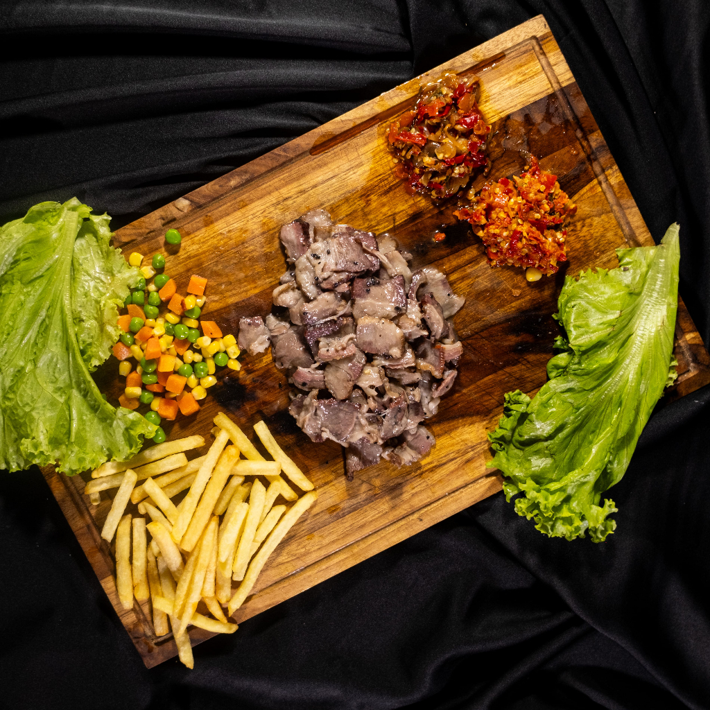 

Sei Sapi Daging Asap 250gr Sambal Bawang (Frozen Food)