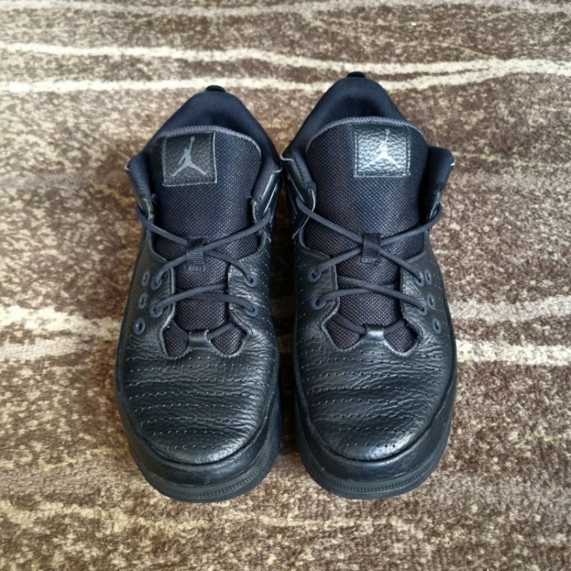 Air Jordan Aura Max 5