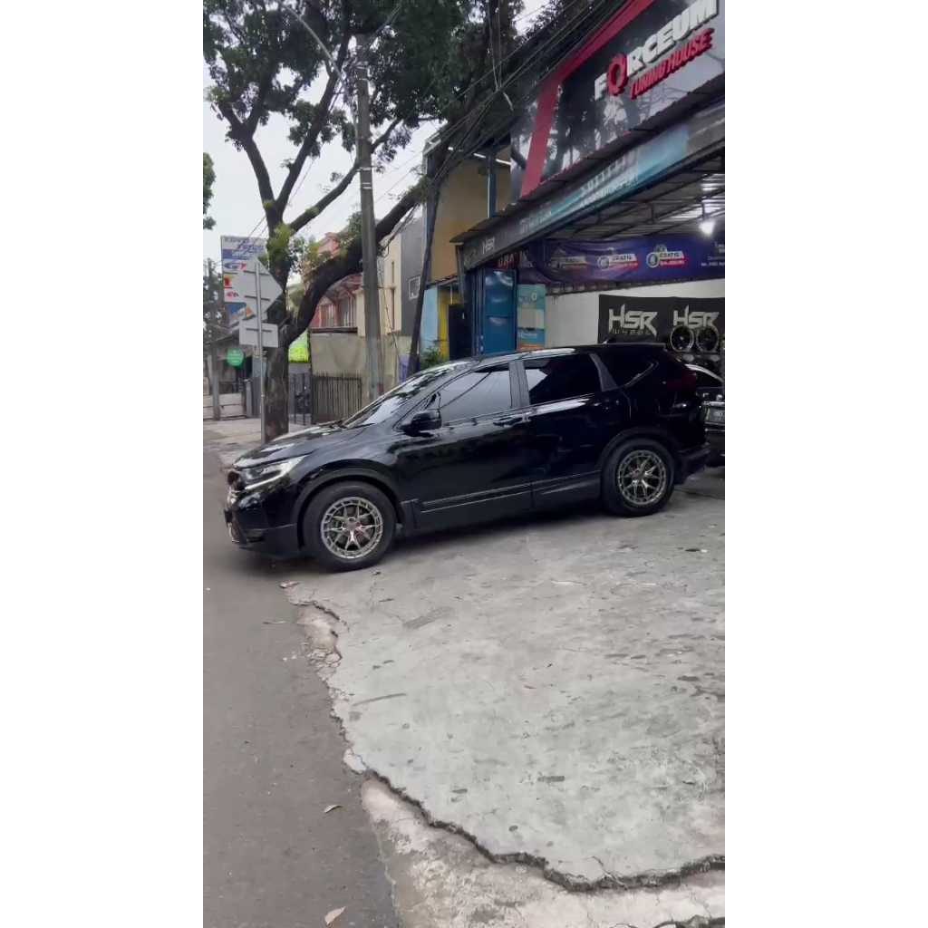 PAKET VELG PLUS BAN ACCELERA 235 60 R18 UNTUK MOBIL CRV USE VELG HSR LPS RING 18