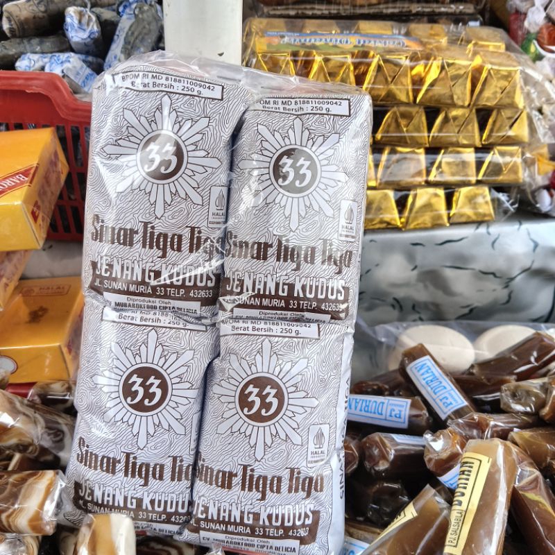 

Jenang Kudus Sinar 33 1000 gr isi 4 pcs Bisa Satuan