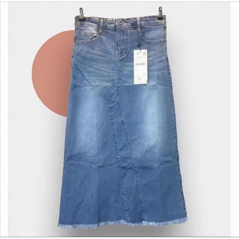 Mutia jeans#Rok jeans plat z#Rok jeans ootd#Rok jeans friendly hijab#Rok jeans Korean style#Rok jean