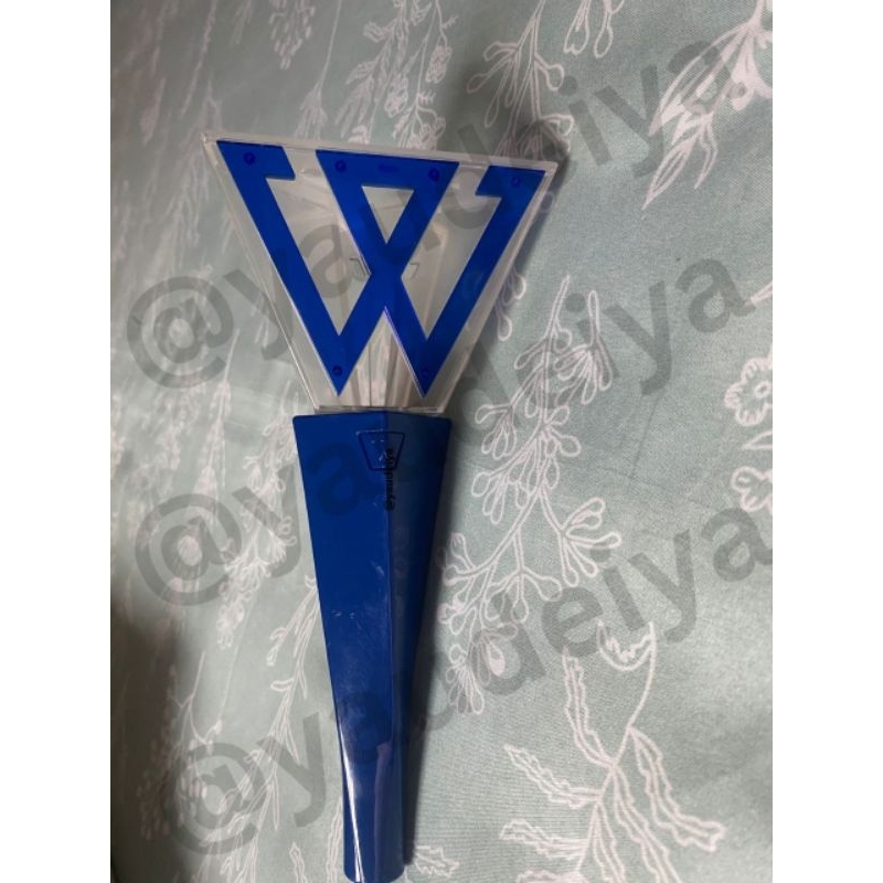 [PRELOVED] WINNER Official Japan Lightstick Ver.2