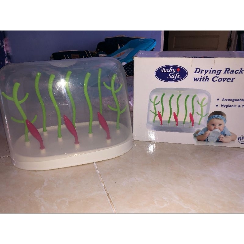 rak botol susu atau dot dan botol susu