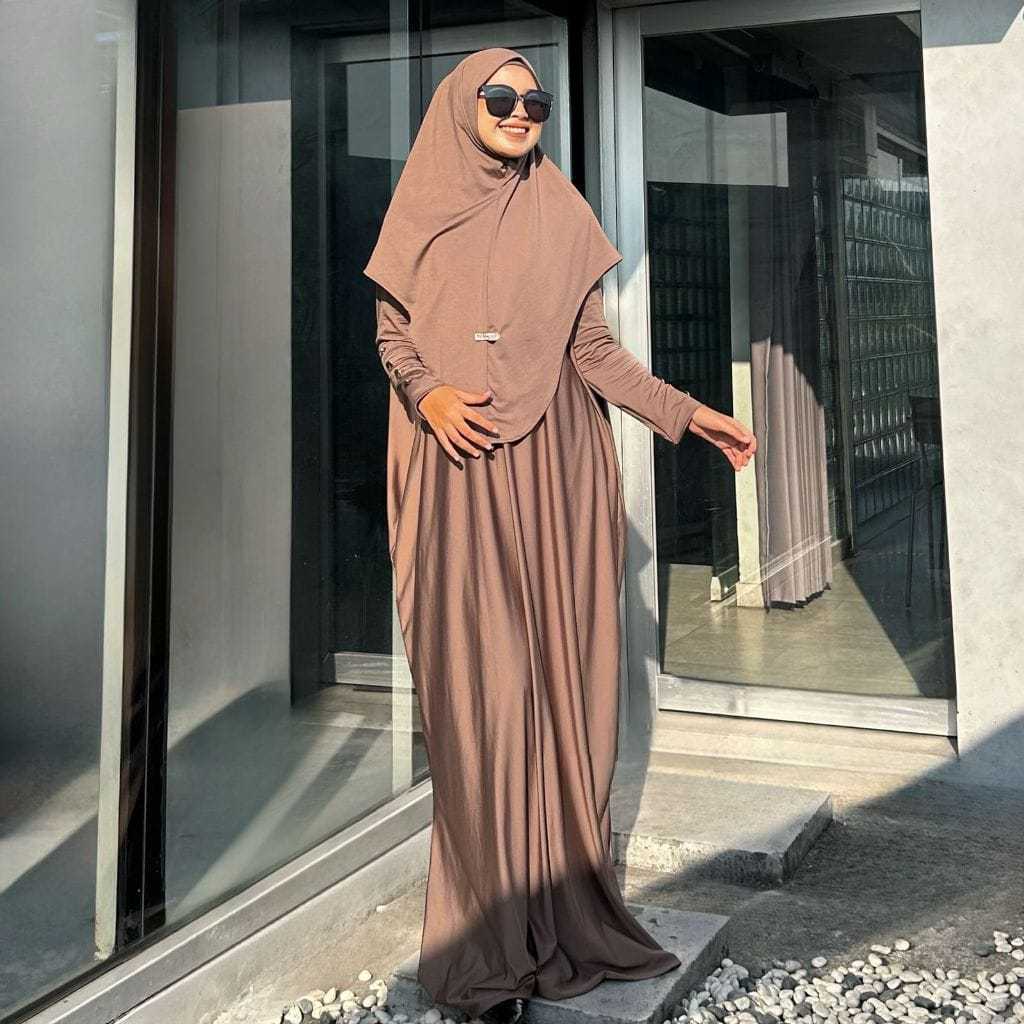 Saqila set bergo/Gamis wanita lebaran 2025 model gamis terbaru mewah/Gamis Set Hijab/Gamis Syari Ter