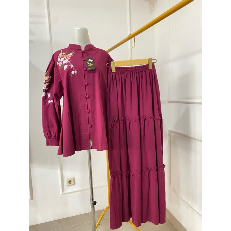 Setelan Bordir Wanita – Atasan Tunik dan Rok Panjang Katun Rayon Premium