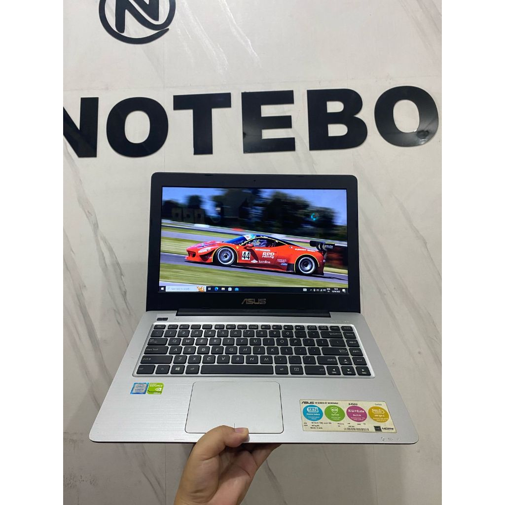 ASUS A456U INTEL CORE I5-7200U RAM 4 GB SSD 256 GB NVIDIA GEFORCE 930MX