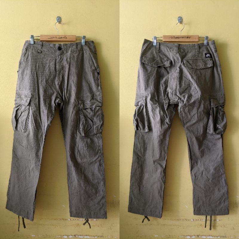 (Celana Branded) Nike SB Men's Flex FTM Skate Cargo Long Pants AT3496222