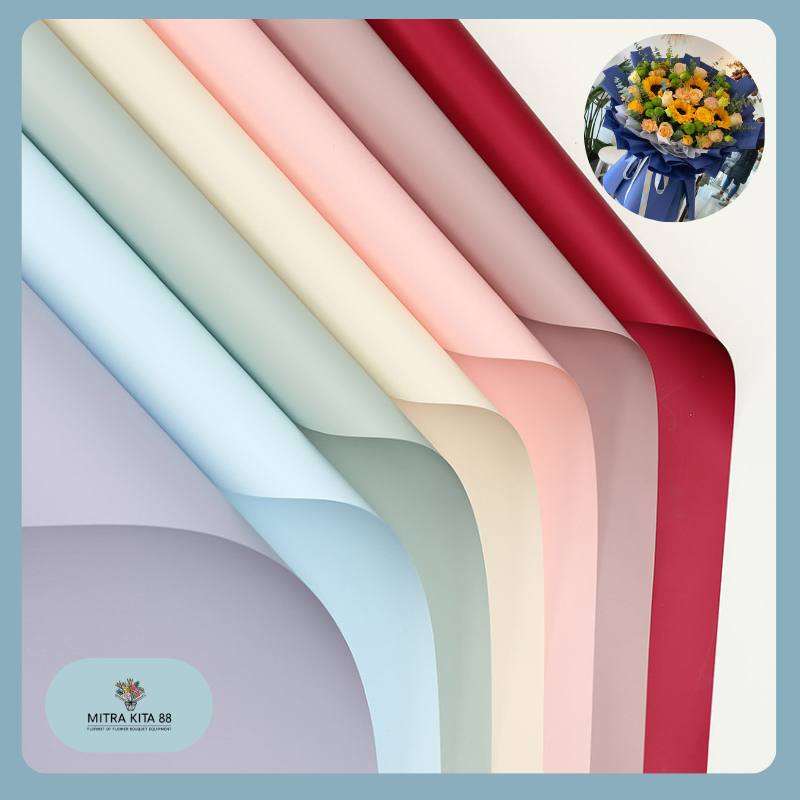 

Isi 20 LEMBAR Flower Wrapping Kertas Buket Polos Full Color Solid Cellophane Waterproof KB03