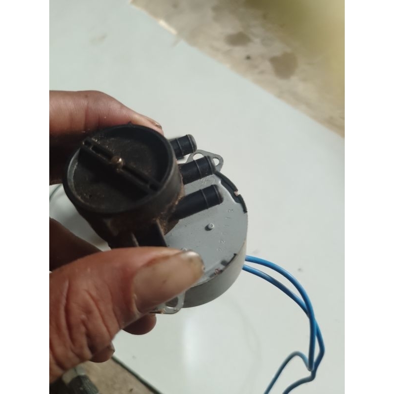 Synchronous Motor Tipe TY 50 AA Dengan Pompa