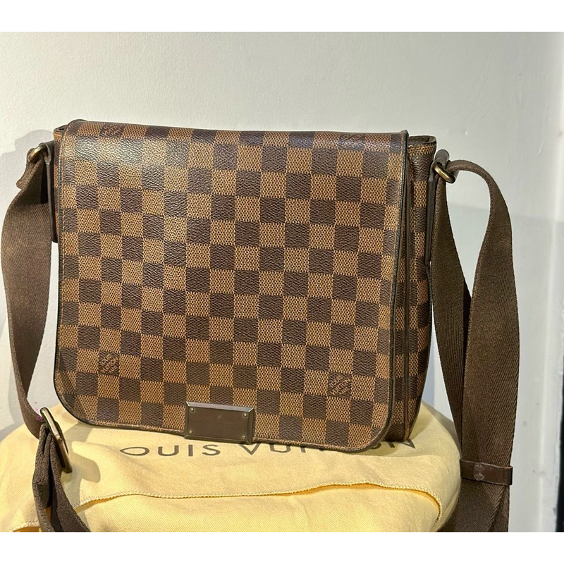 Preloved LV-DAMIER Messeger Men Bag