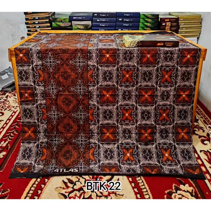 Atlas Idaman Batik gold Kembang Sarung Atlas Idaman Sarung Batik Pekalongan