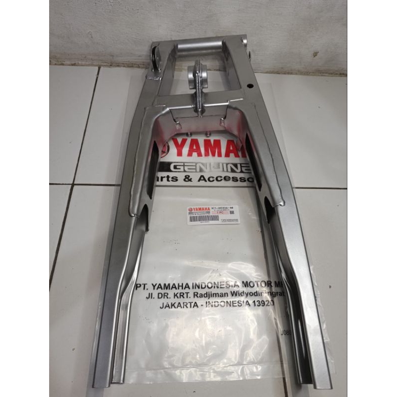 SASIS SWING ARM 3C1 CAPIT UDANG YAMAHA VIXION OLD LAMA ORI
