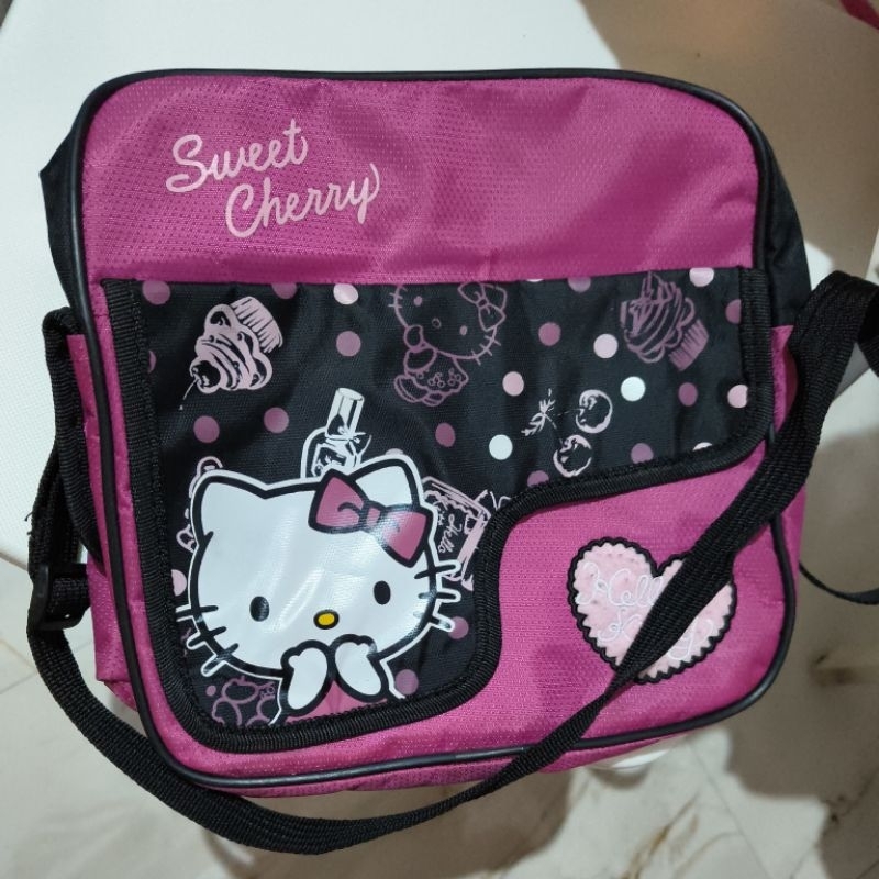 tas sling bag hello kitty Sanrio Adinata preloved