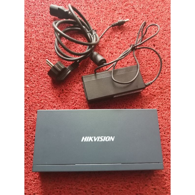 Switch POE Hikvision 8 Port 2 Uplink Second