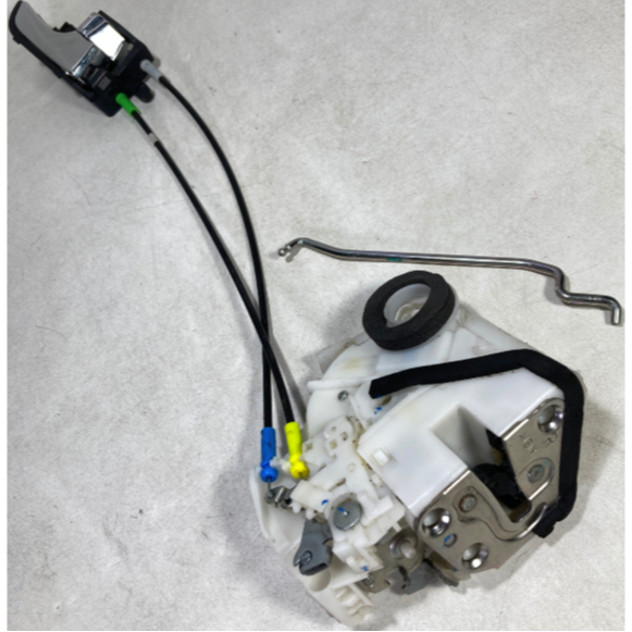 DOOR LOCK PINTU DEPAN HANDLE KABLE 1 SET KANAN AVANZA E.G /VELOZ 2012 2014 original