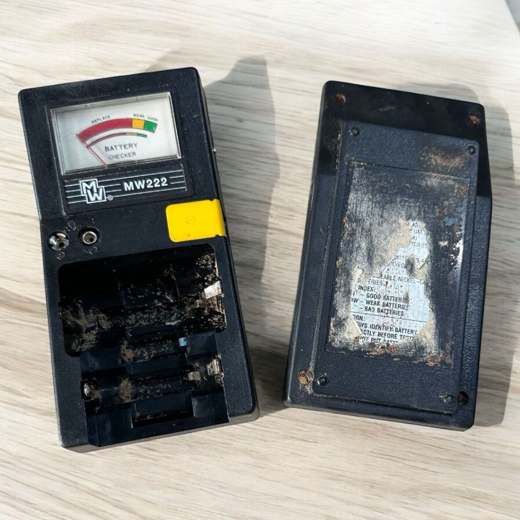 STOK GUDANG Tester Battery Batre Tester Universal A/AA/AAA/C/D/9V/battery Tester Universal type MW22