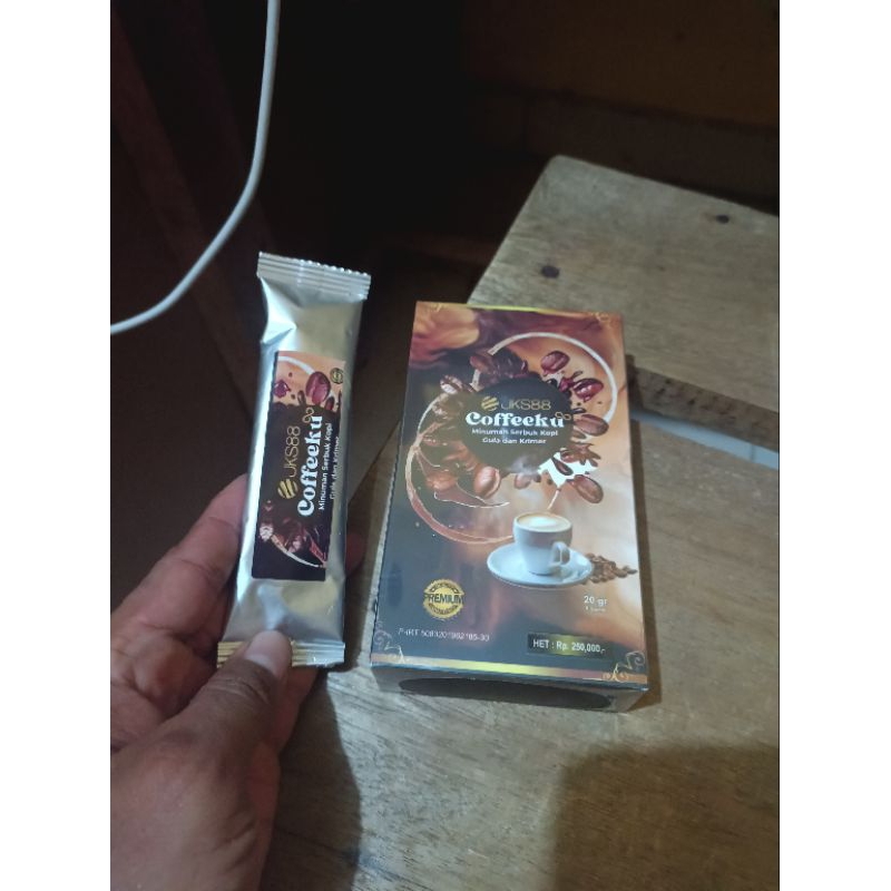 

1 KOTAK KOPI COFFEEKU / KOPIKU