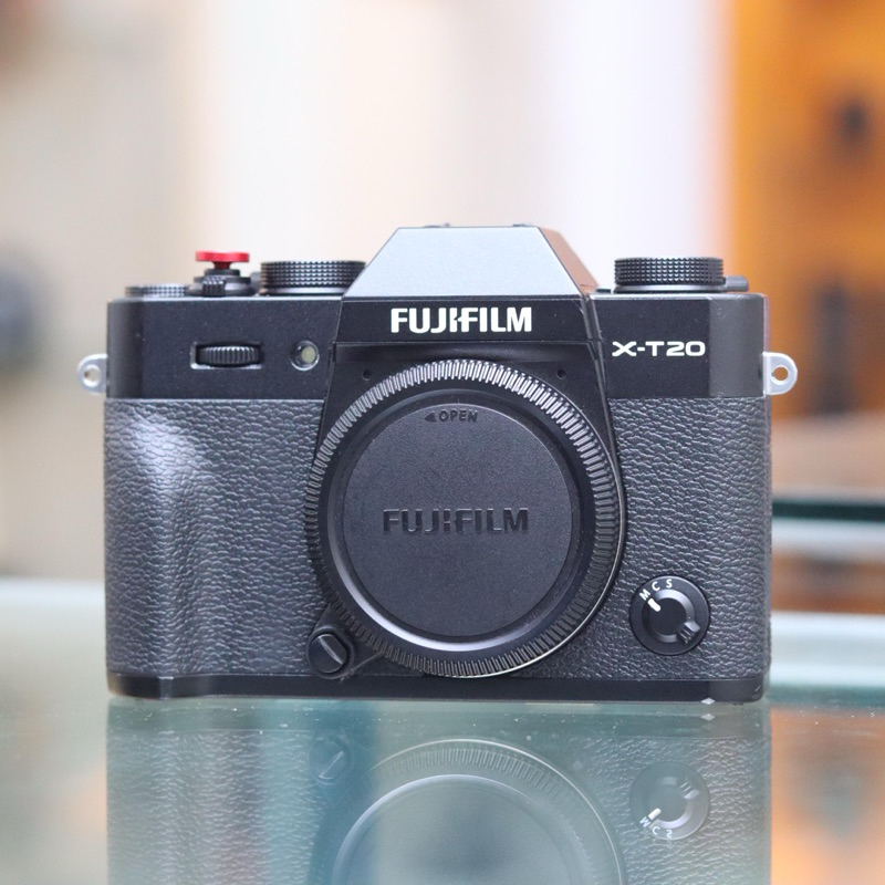 FUJIFILM XT20 BODY ONLY LIKE NEW BUKAN FUJIFILM XT3 XT4 XT2 XT30