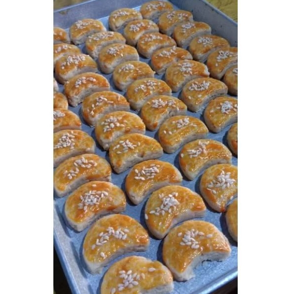 

KUE KACANG KUE KERING HOMEMADE CAMILAN LEBARAN HAMPERS IMLEK