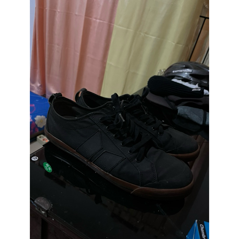 Macbeth eliot studio project Sleeping with sirens size 43