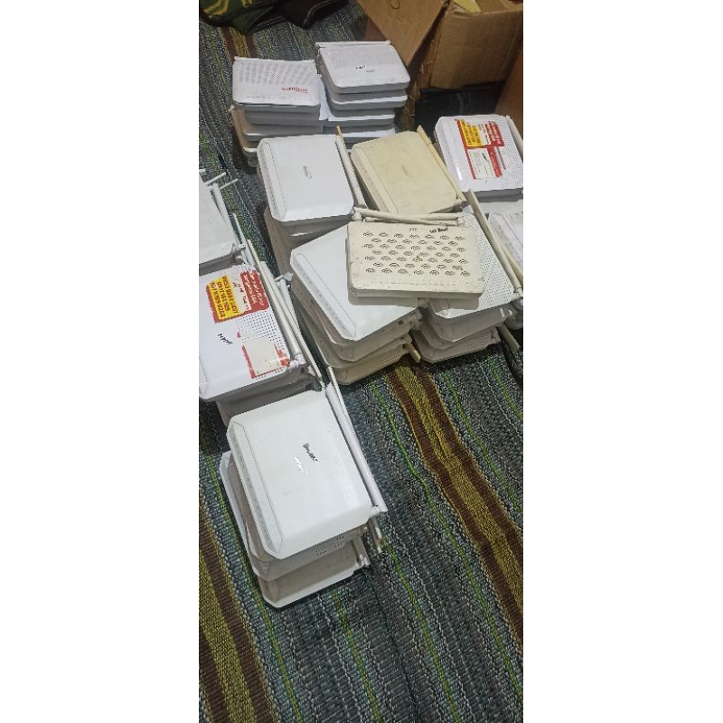 Ruter Wifi Gambling Fiberhom Portbiru