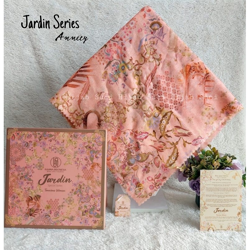 HIJAB RAHINA ORIGINAL HIJAB SEGI EMPAT