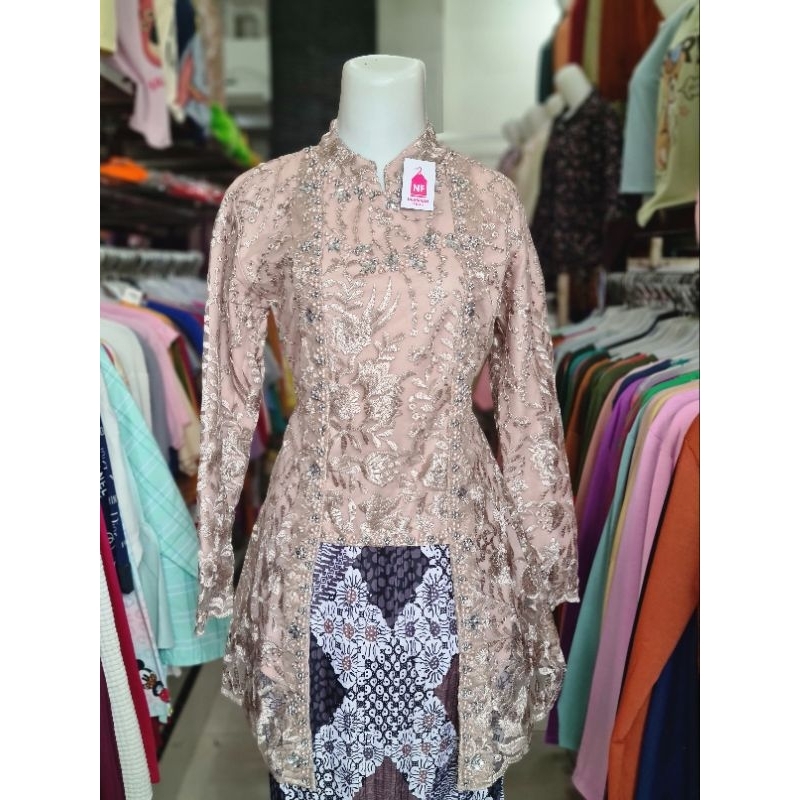 Atasan Kebaya Brokat Payet Manik Mutiara