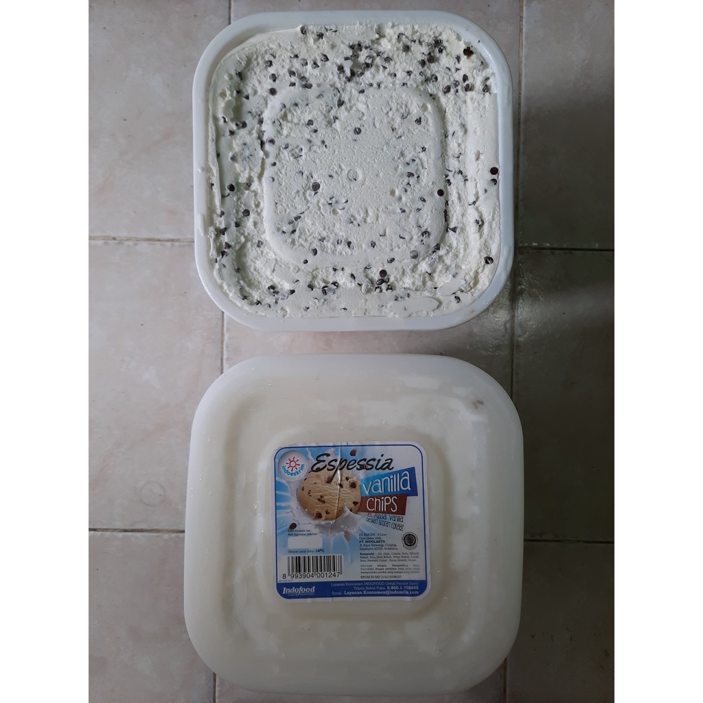 

Es Krim Indofood 8 Liter Rasa Vanilla Chocochip!