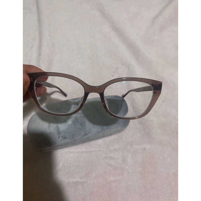 Frame kacamata merk Molsion