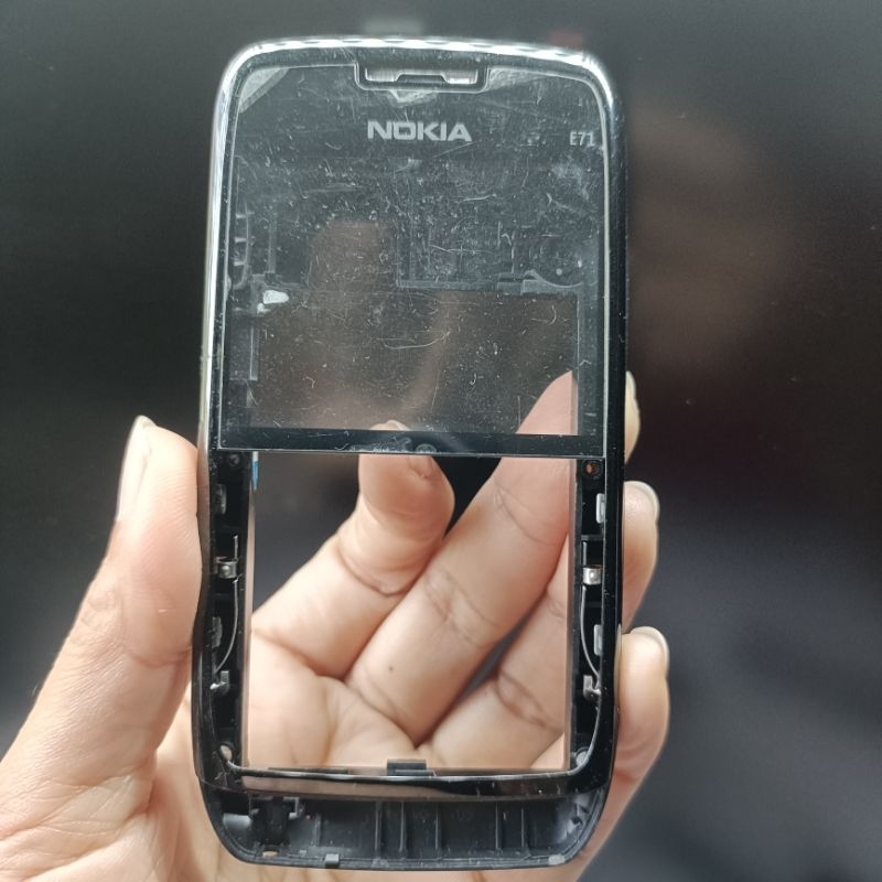 Casing housing Nokia E71 bekas