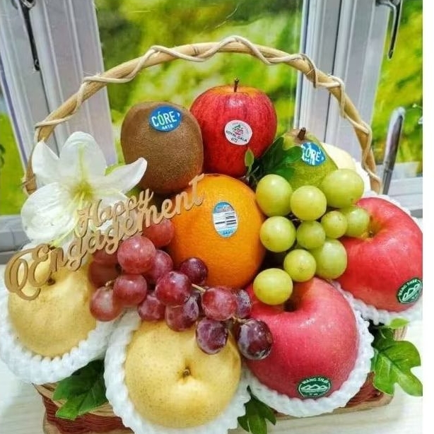 

PARSEL BUAH FRESH KOMPLIT ZISE L /PREE KARTU UCAPAN