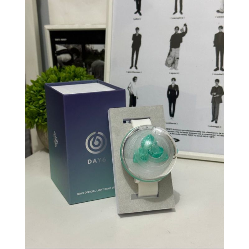 Day 6 Official Light Band Ver 2 Original