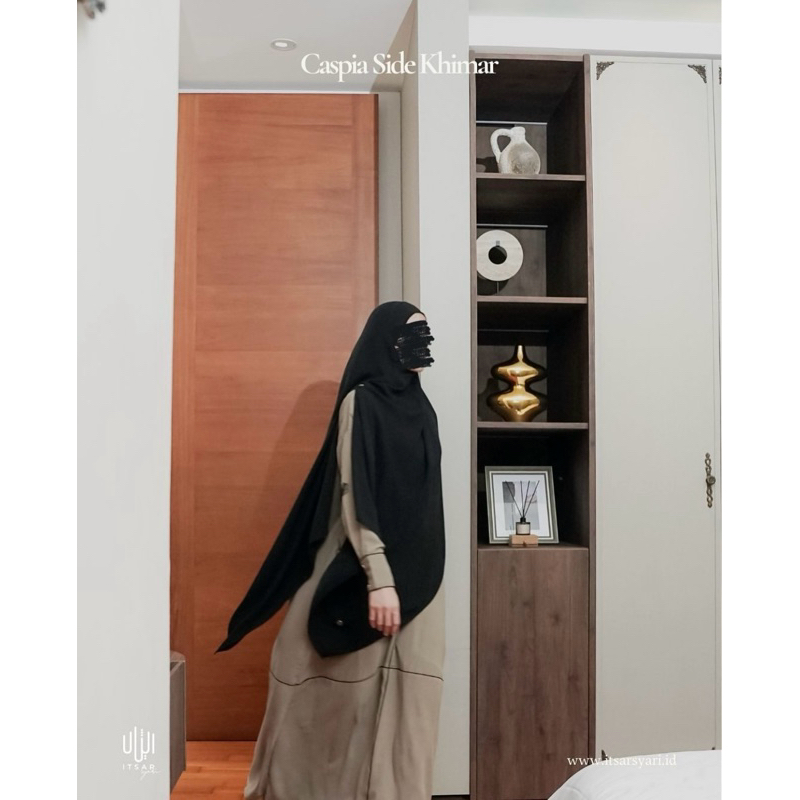 Caspia Khimar Itsar