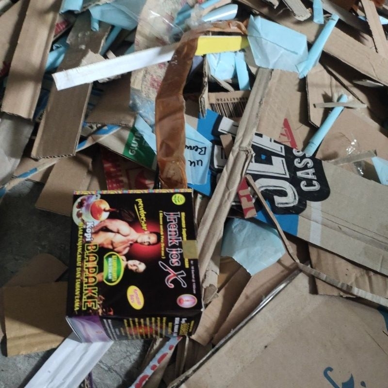 

kardus bekas siyap pake