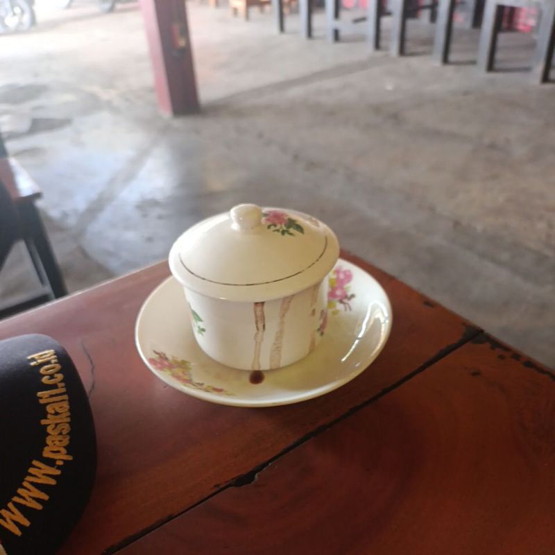 

kopi cangkir istimewa