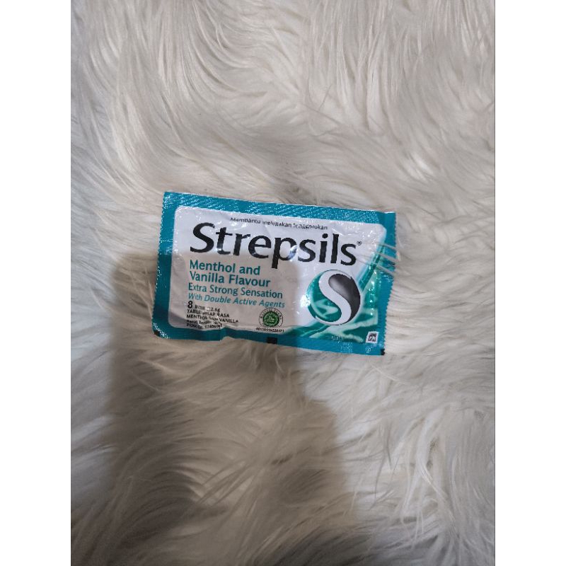 

Strepsils Permen Pelega Tenggorokan- Menthol Vanilla